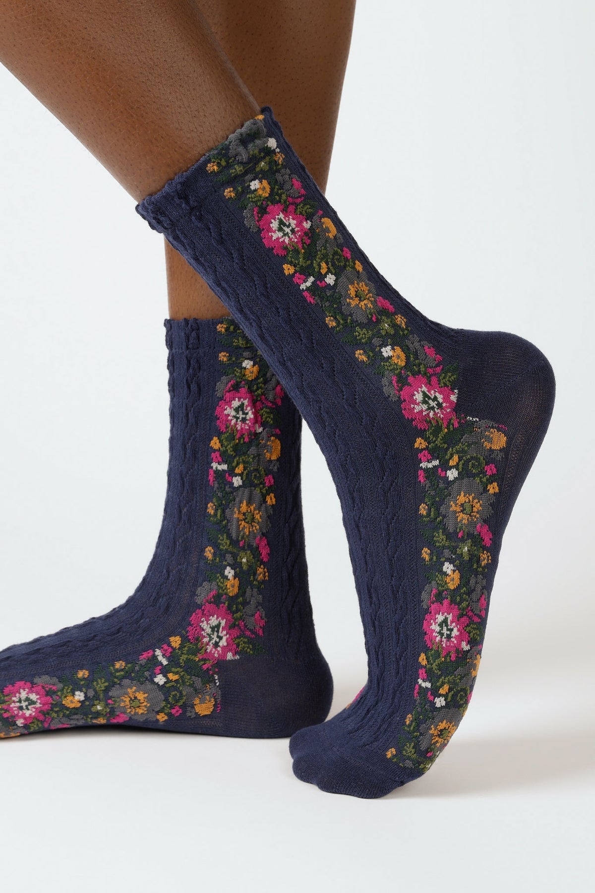 Navy blue textured floral strip socks