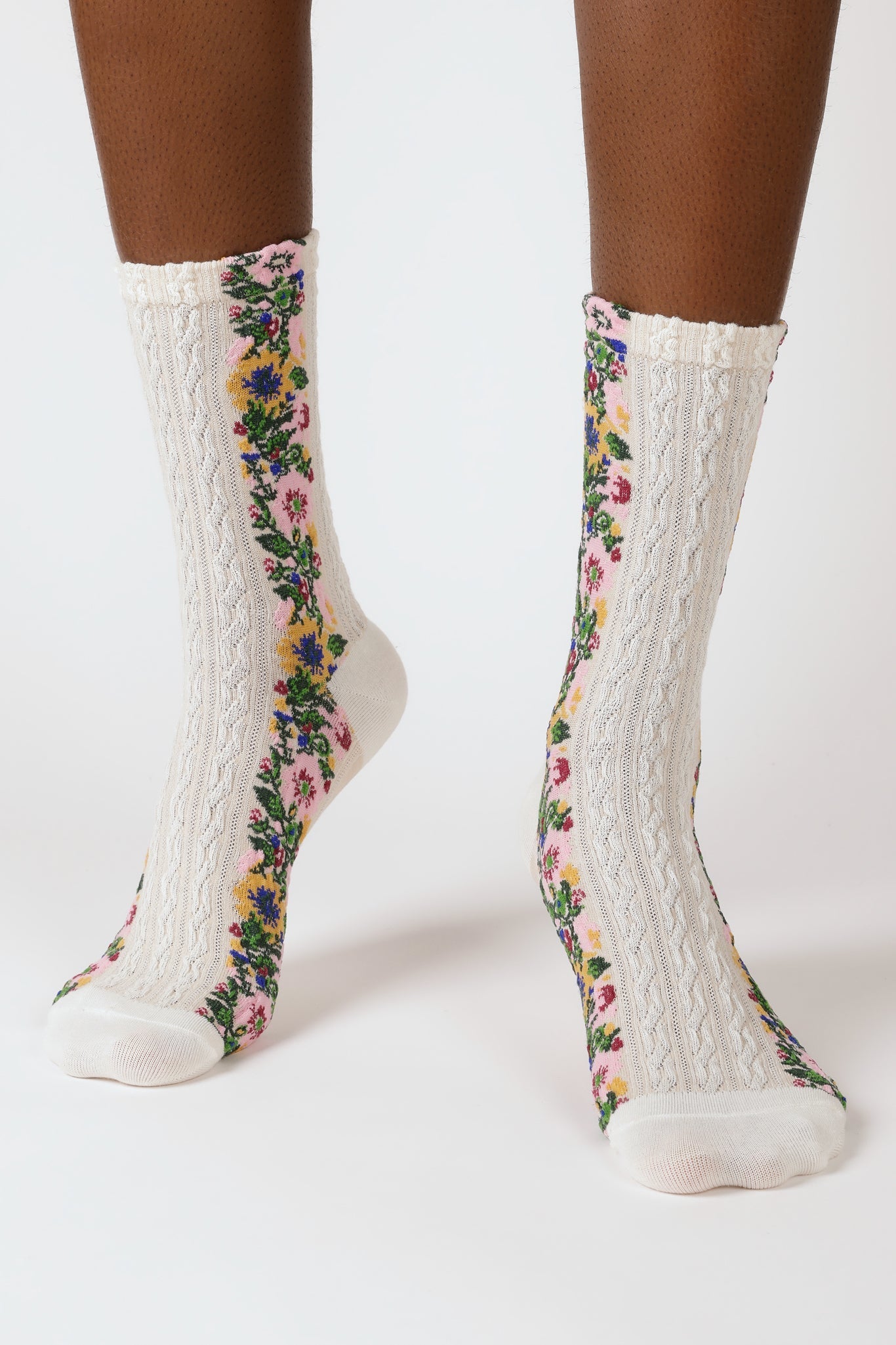 White textured floral strip socks