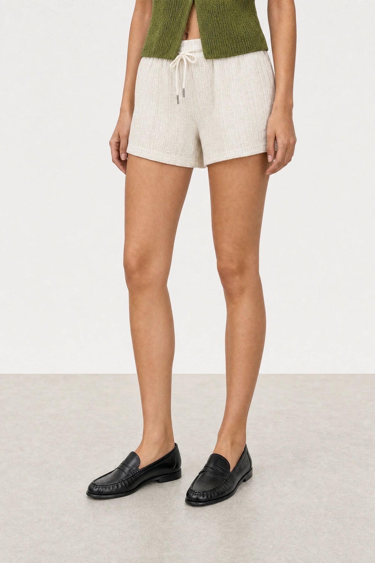 Light beige gauzy linen blend shorts