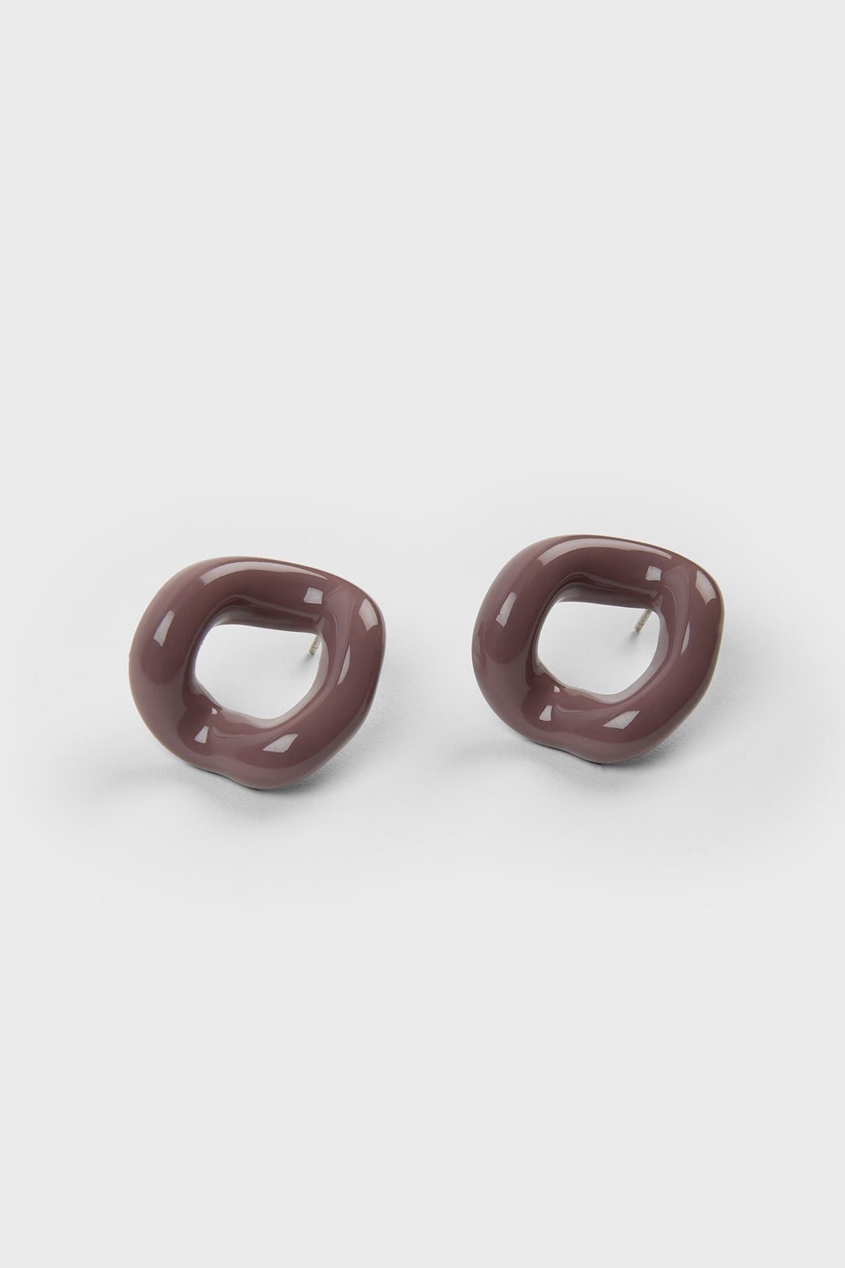 Mauve thick organic circle earrings