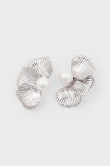 Silver single pearl half flower earrings