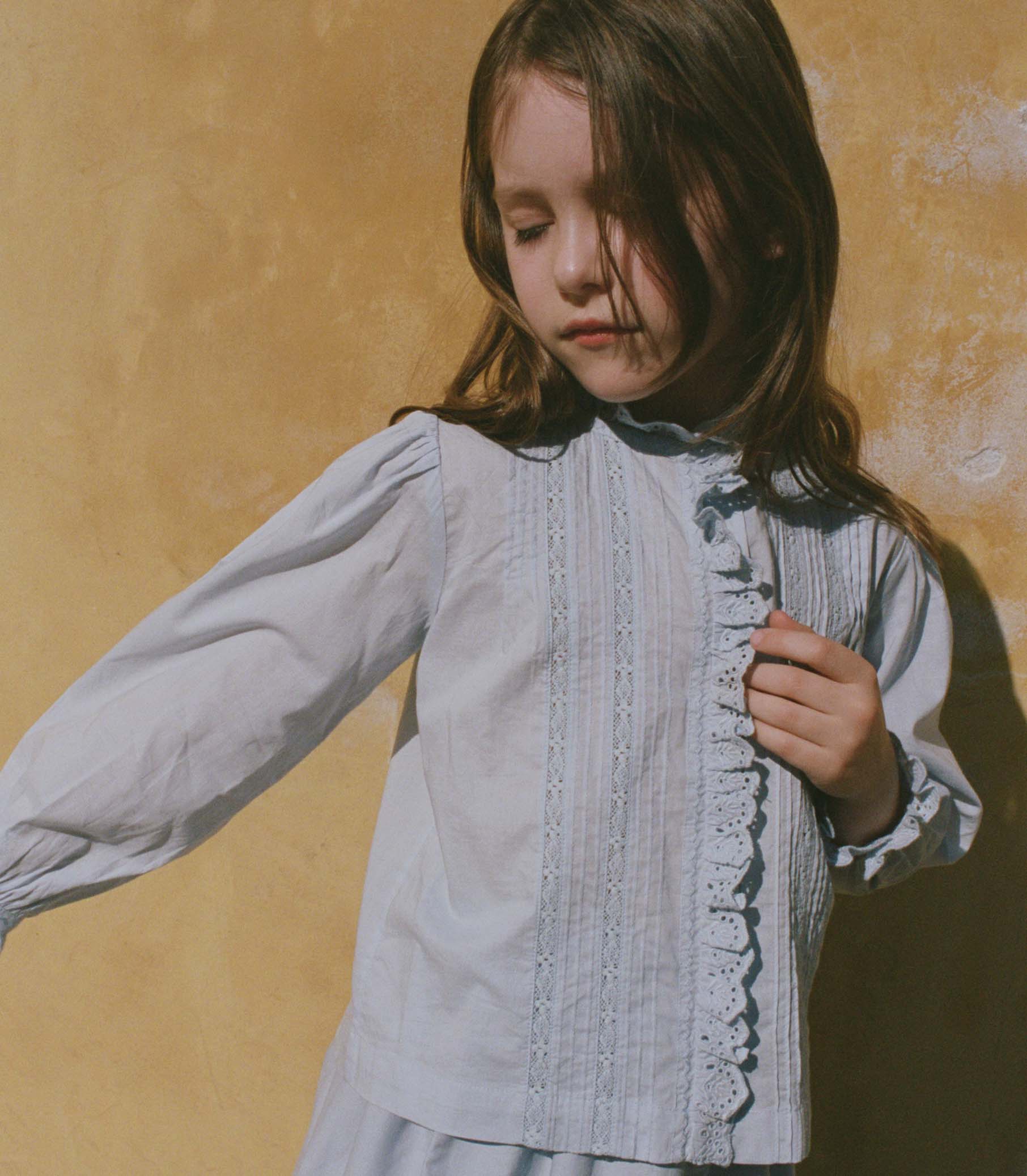 VALIE TOP -- DEWDROP