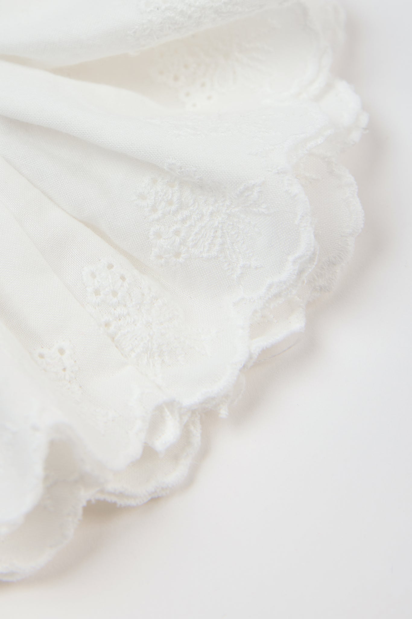 White floral ribbon cluster embroidered scrunchie
