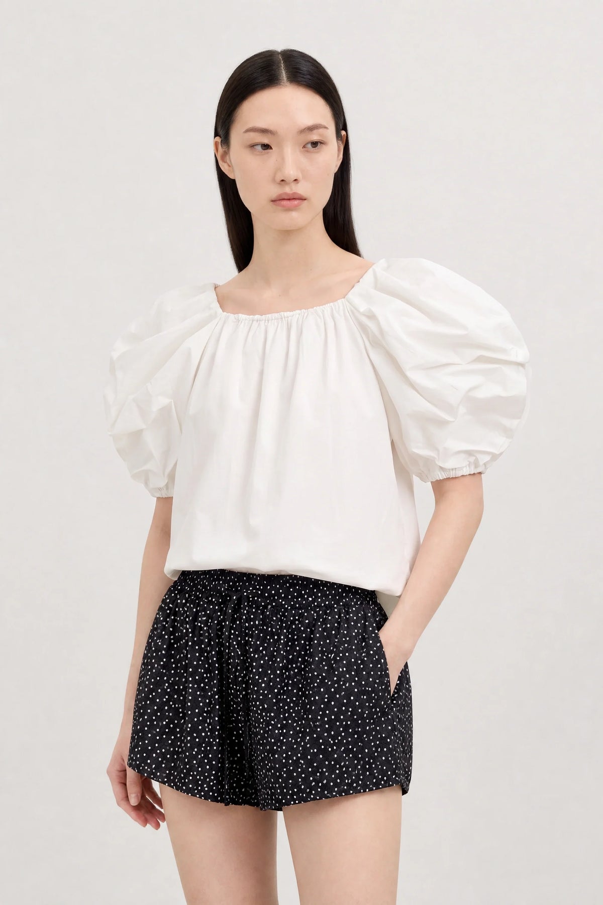 White puff sleeve blouse