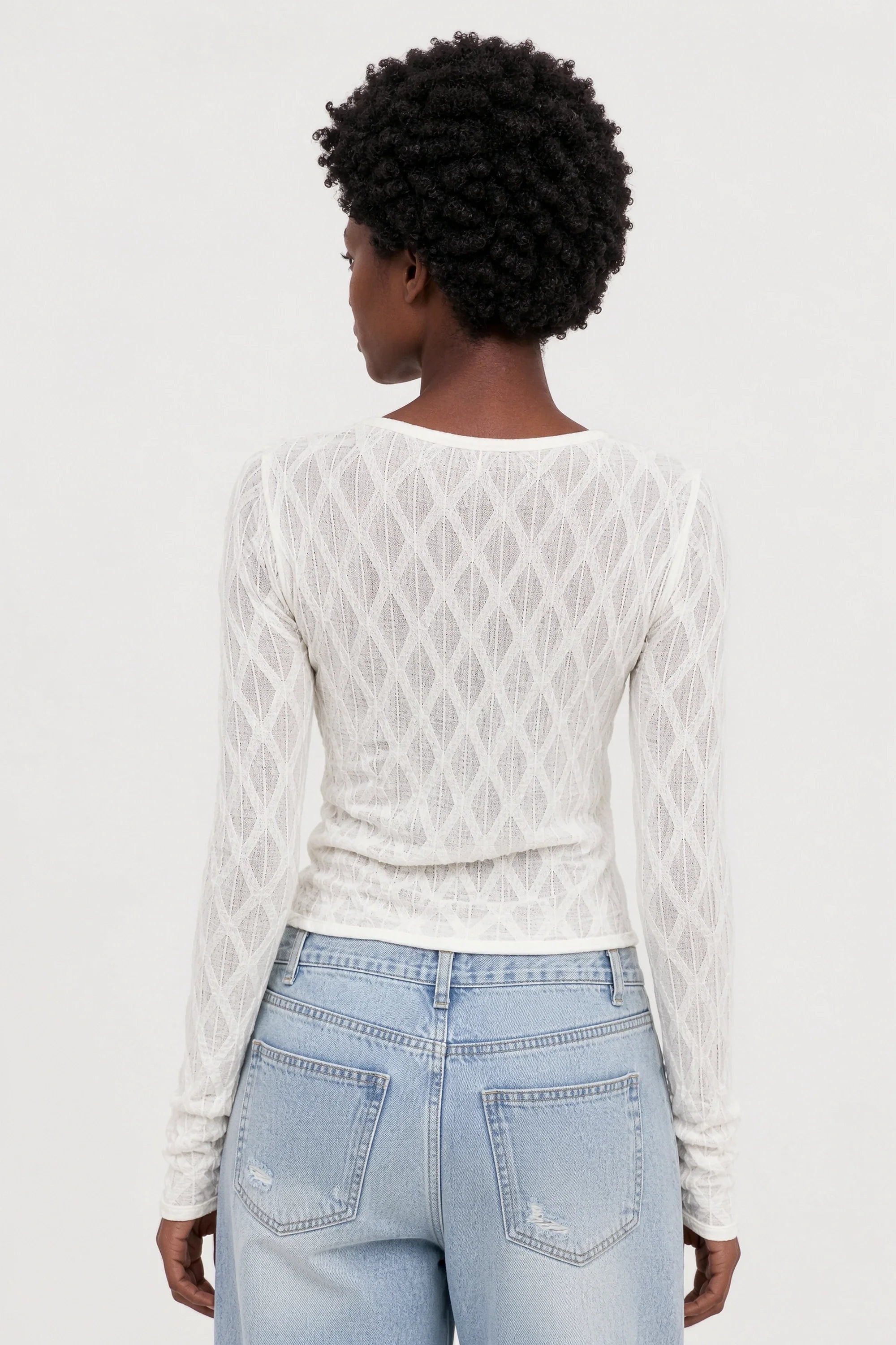 White diamond pattern button up top